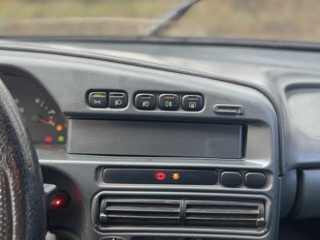 Зеленый ВАЗ 2115 Самара, объемом двигателя 1.6 л и пробегом 200 тыс. км за 1450 $, фото 10 на Automoto.ua