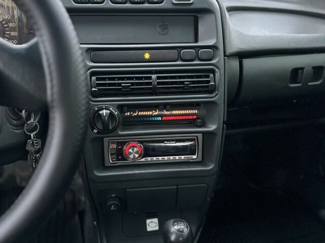 Зелений ВАЗ 2115 Самара, об'ємом двигуна 1.6 л та пробігом 291 тис. км за 1100 $, фото 14 на Automoto.ua