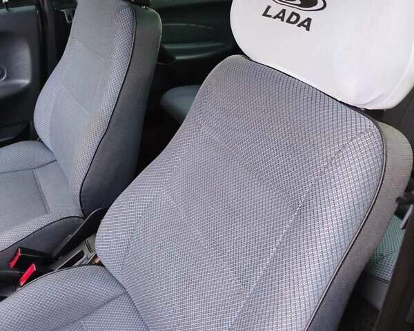 Зеленый ВАЗ 2115 Самара, объемом двигателя 1.6 л и пробегом 66 тыс. км за 2400 $, фото 9 на Automoto.ua