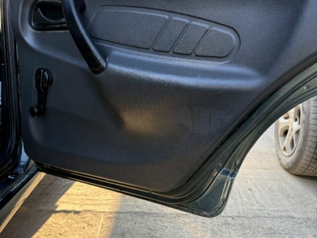 Зелений ВАЗ 2115 Самара, об'ємом двигуна 1.6 л та пробігом 170 тис. км за 2505 $, фото 13 на Automoto.ua