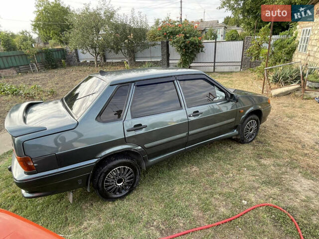 Зеленый ВАЗ 2115 Самара, объемом двигателя 1.6 л и пробегом 140 тыс. км за 2499 $, фото 2 на Automoto.ua