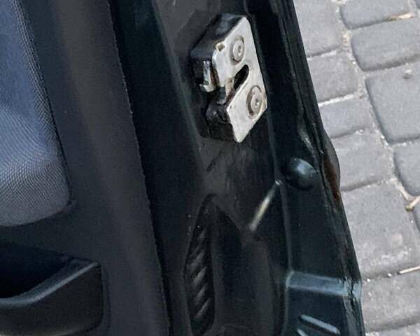 Зелений ВАЗ 2115 Самара, об'ємом двигуна 1.6 л та пробігом 92 тис. км за 3150 $, фото 36 на Automoto.ua