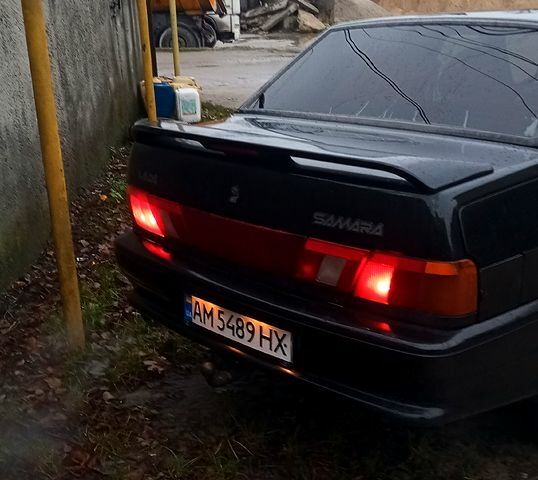 Зелений ВАЗ 2115 Самара, об'ємом двигуна 1.6 л та пробігом 0 тис. км за 1350 $, фото 2 на Automoto.ua