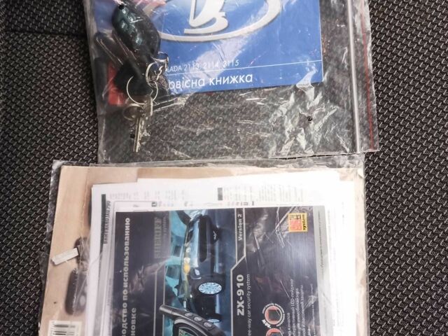 Зелений ВАЗ 2115 Самара, об'ємом двигуна 1.6 л та пробігом 47 тис. км за 3200 $, фото 8 на Automoto.ua