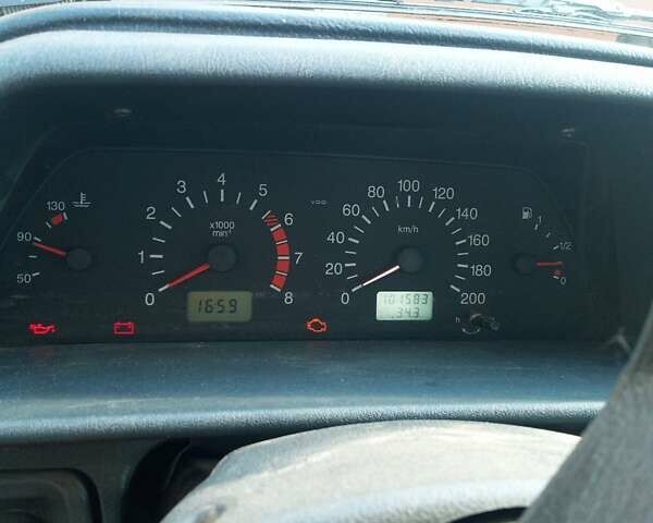 Зеленый ВАЗ 2115 Самара, объемом двигателя 1.6 л и пробегом 102 тыс. км за 2700 $, фото 2 на Automoto.ua