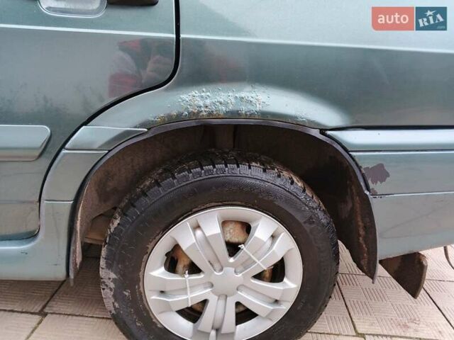 Зеленый ВАЗ 2115 Самара, объемом двигателя 1.6 л и пробегом 130 тыс. км за 1650 $, фото 8 на Automoto.ua