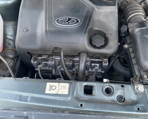 Зеленый ВАЗ 2115 Самара, объемом двигателя 0 л и пробегом 92 тыс. км за 2800 $, фото 9 на Automoto.ua