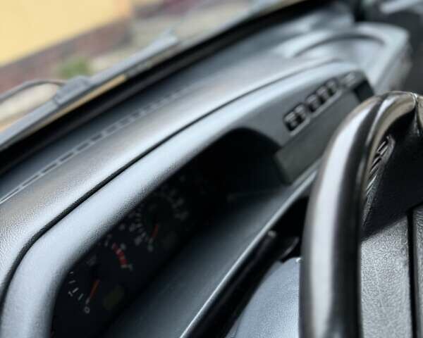 Зеленый ВАЗ 2115 Самара, объемом двигателя 1.6 л и пробегом 250 тыс. км за 1699 $, фото 7 на Automoto.ua