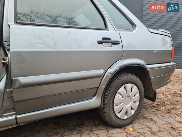 Зелений ВАЗ 2115 Самара, об'ємом двигуна 1.6 л та пробігом 102 тис. км за 2700 $, фото 7 на Automoto.ua