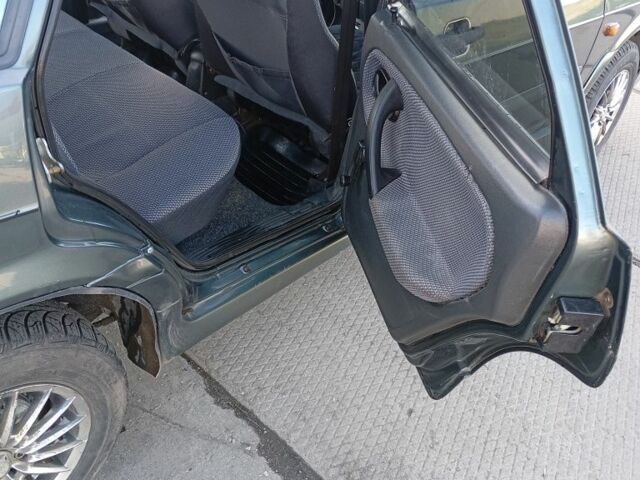 Зеленый ВАЗ 2115 Самара, объемом двигателя 1.6 л и пробегом 142 тыс. км за 2300 $, фото 11 на Automoto.ua