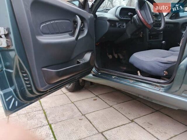 Зеленый ВАЗ 2115 Самара, объемом двигателя 1.6 л и пробегом 130 тыс. км за 1650 $, фото 10 на Automoto.ua