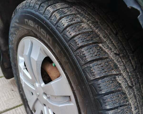 Зеленый ВАЗ 2115 Самара, объемом двигателя 1.6 л и пробегом 130 тыс. км за 1650 $, фото 13 на Automoto.ua