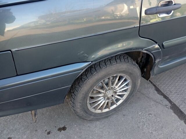 Зеленый ВАЗ 2115 Самара, объемом двигателя 1.6 л и пробегом 142 тыс. км за 2300 $, фото 8 на Automoto.ua