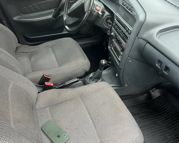 Зеленый ВАЗ 2115 Самара, объемом двигателя 1.6 л и пробегом 160 тыс. км за 2350 $, фото 5 на Automoto.ua