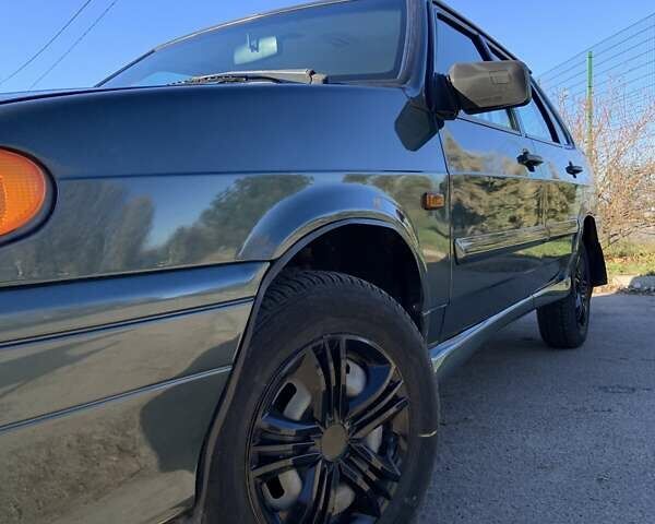 Зеленый ВАЗ 2115 Самара, объемом двигателя 1.6 л и пробегом 53 тыс. км за 3200 $, фото 7 на Automoto.ua