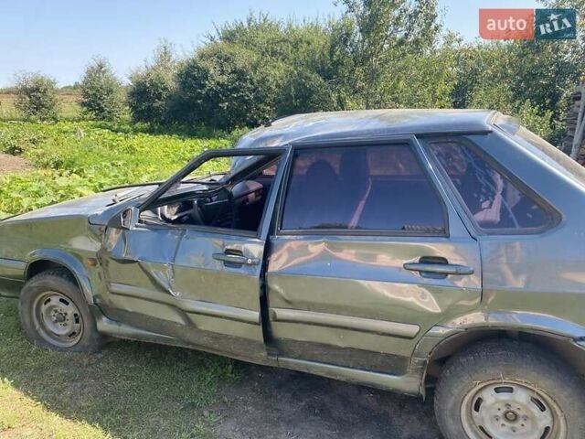 Зеленый ВАЗ 2115 Самара, объемом двигателя 1.6 л и пробегом 160 тыс. км за 1600 $, фото 5 на Automoto.ua