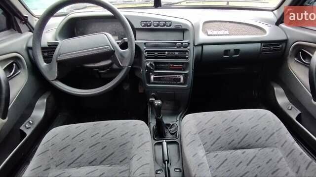 Зеленый ВАЗ 2115 Самара, объемом двигателя 1.6 л и пробегом 245 тыс. км за 2450 $, фото 16 на Automoto.ua