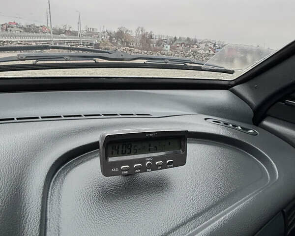 Зеленый ВАЗ 2115 Самара, объемом двигателя 1.6 л и пробегом 36 тыс. км за 4350 $, фото 47 на Automoto.ua