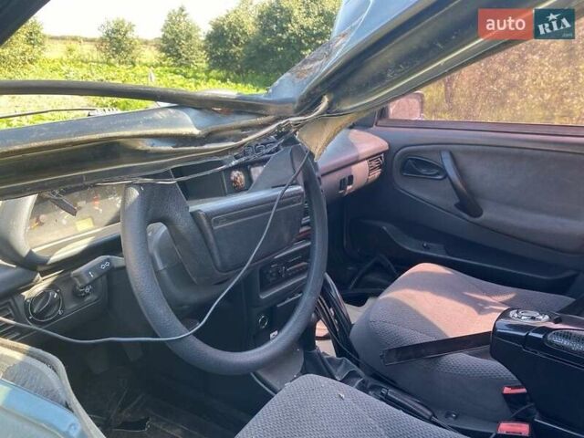 Зеленый ВАЗ 2115 Самара, объемом двигателя 1.6 л и пробегом 160 тыс. км за 1600 $, фото 7 на Automoto.ua