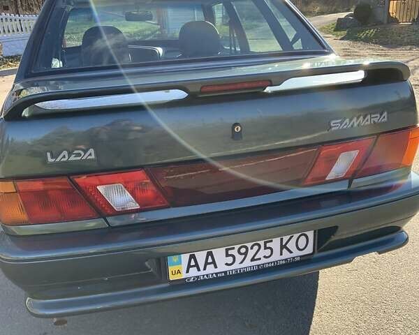 Зеленый ВАЗ 2115 Самара, объемом двигателя 1.6 л и пробегом 53 тыс. км за 3200 $, фото 5 на Automoto.ua