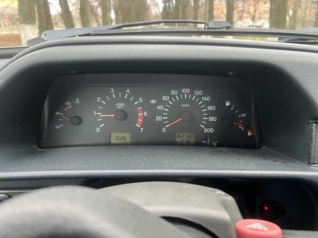 Зеленый ВАЗ 2115 Самара, объемом двигателя 1.6 л и пробегом 160 тыс. км за 2350 $, фото 6 на Automoto.ua