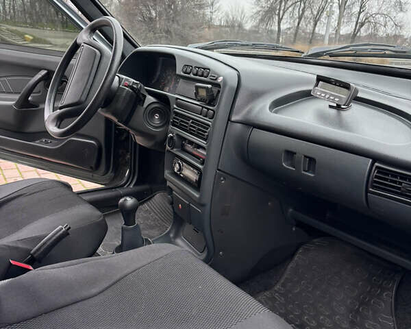 Зеленый ВАЗ 2115 Самара, объемом двигателя 1.6 л и пробегом 36 тыс. км за 4350 $, фото 29 на Automoto.ua