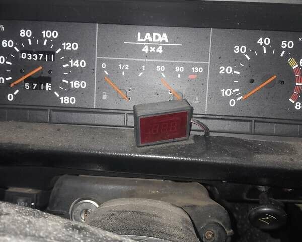 Белый ВАЗ 2121 Нива, объемом двигателя 1.6 л и пробегом 34 тыс. км за 2500 $, фото 1 на Automoto.ua