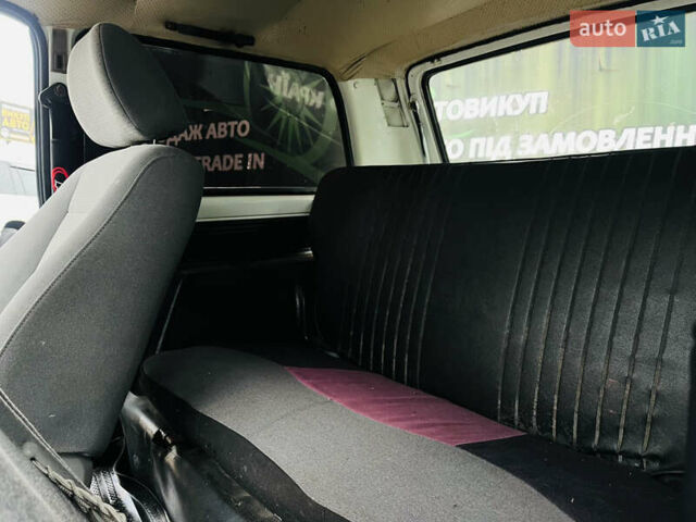 Білий ВАЗ 2121 Нива, об'ємом двигуна 1.7 л та пробігом 170 тис. км за 2300 $, фото 11 на Automoto.ua