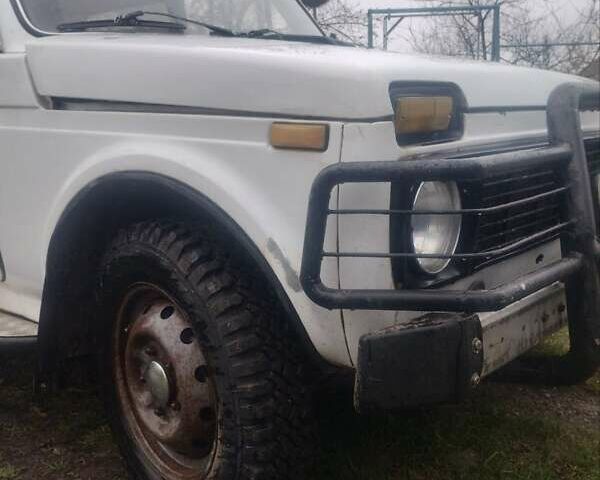 Білий ВАЗ 2121 Нива, об'ємом двигуна 1.6 л та пробігом 10 тис. км за 3000 $, фото 11 на Automoto.ua