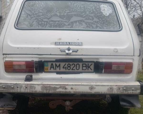 Білий ВАЗ 2121 Нива, об'ємом двигуна 1.6 л та пробігом 10 тис. км за 3000 $, фото 1 на Automoto.ua