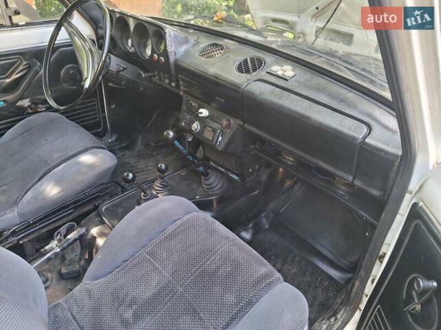 Білий ВАЗ 2121 Нива, об'ємом двигуна 1.6 л та пробігом 100 тис. км за 1300 $, фото 11 на Automoto.ua