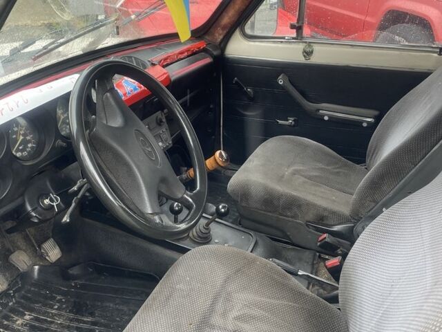 Білий ВАЗ 2121, об'ємом двигуна 1.6 л та пробігом 150 тис. км за 1550 $, фото 7 на Automoto.ua