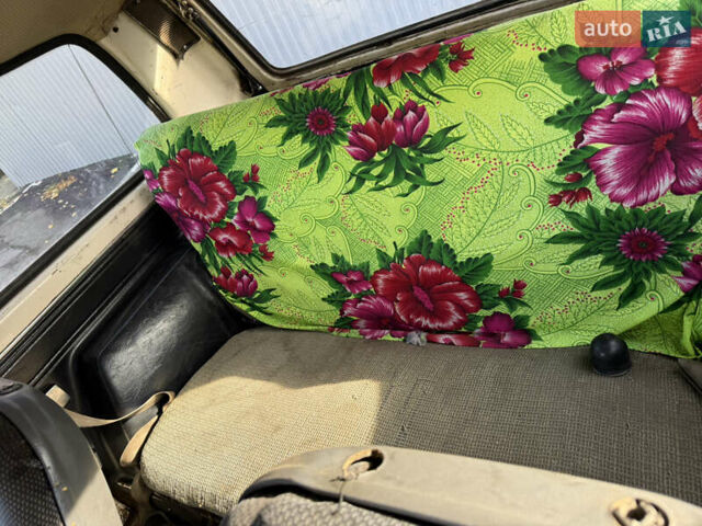 Білий ВАЗ 2121 Нива, об'ємом двигуна 1.59 л та пробігом 100 тис. км за 1350 $, фото 6 на Automoto.ua