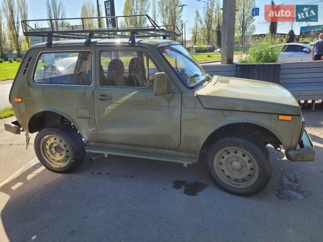 Белый ВАЗ 2121 Нива, объемом двигателя 1.57 л и пробегом 849 тыс. км за 1200 $, фото 1 на Automoto.ua