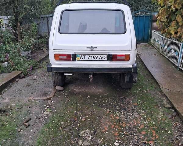 Білий ВАЗ 2121 Нива, об'ємом двигуна 1.6 л та пробігом 90 тис. км за 3500 $, фото 11 на Automoto.ua