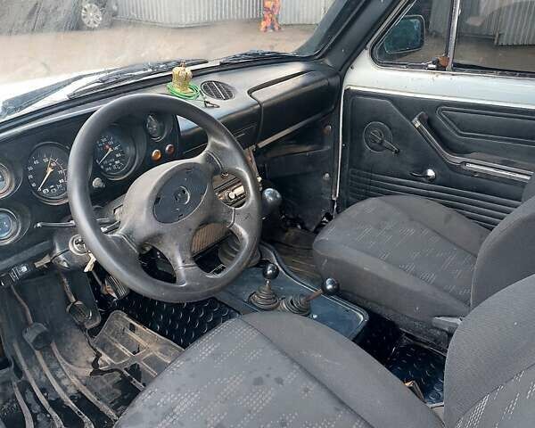 Белый ВАЗ 2121 Нива, объемом двигателя 1.57 л и пробегом 100 тыс. км за 2000 $, фото 3 на Automoto.ua