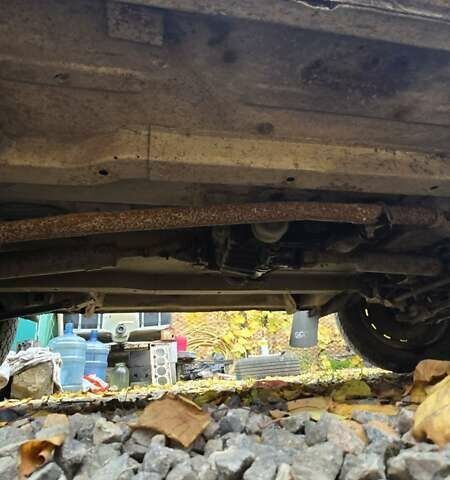 Белый ВАЗ 2121 Нива, объемом двигателя 1.7 л и пробегом 100 тыс. км за 1100 $, фото 2 на Automoto.ua