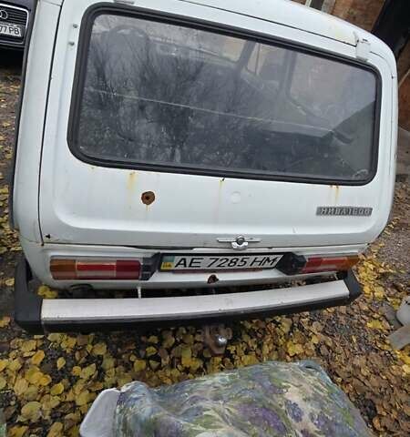 Белый ВАЗ 2121 Нива, объемом двигателя 1.7 л и пробегом 100 тыс. км за 1100 $, фото 4 на Automoto.ua