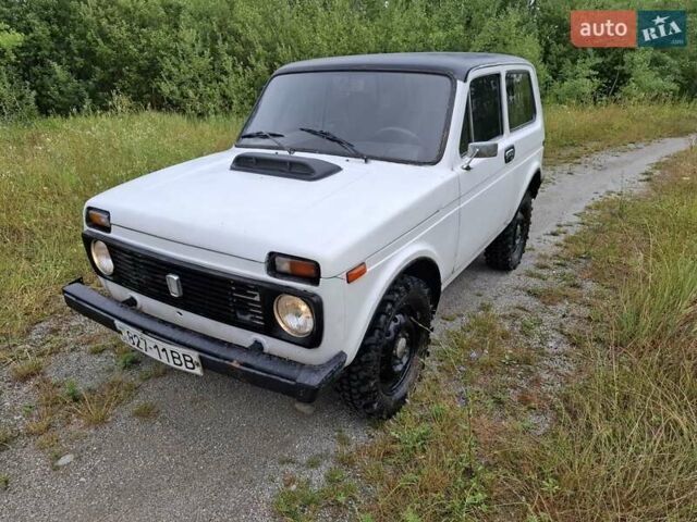 Белый ВАЗ 2121 Нива, объемом двигателя 0 л и пробегом 60 тыс. км за 2600 $, фото 7 на Automoto.ua
