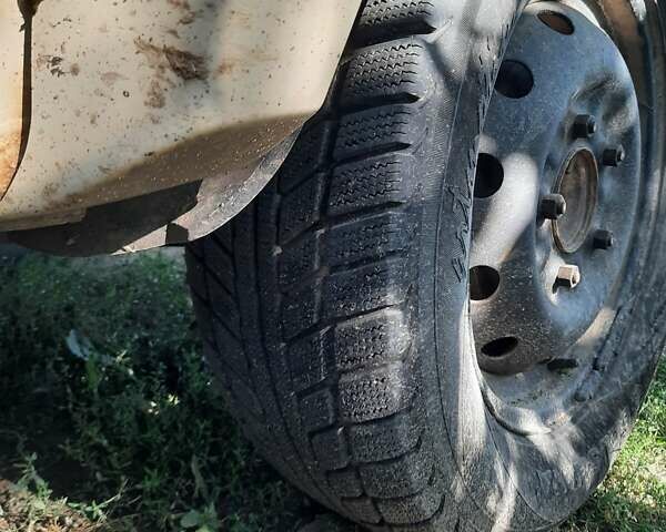 Білий ВАЗ 2121 Нива, об'ємом двигуна 1.6 л та пробігом 187 тис. км за 1350 $, фото 1 на Automoto.ua