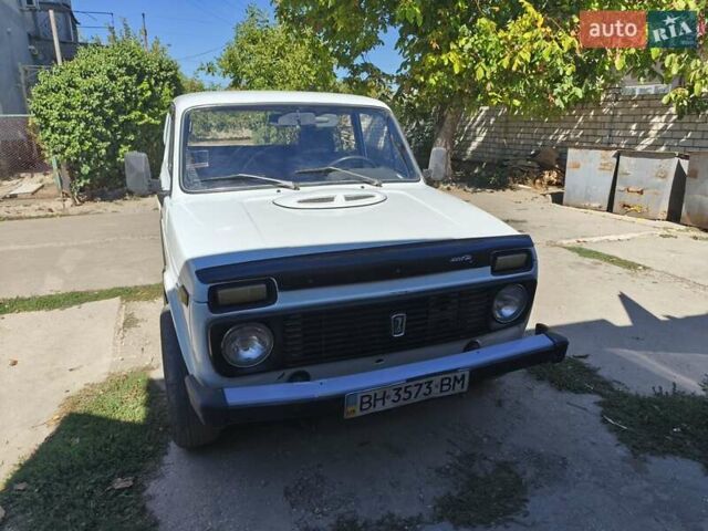 Білий ВАЗ 2121 Нива, об'ємом двигуна 1.6 л та пробігом 60 тис. км за 1800 $, фото 2 на Automoto.ua