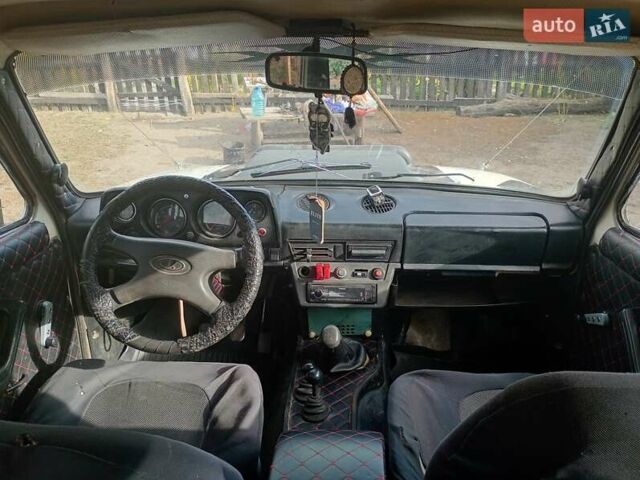 Білий ВАЗ 2121 Нива, об'ємом двигуна 0 л та пробігом 200 тис. км за 1600 $, фото 5 на Automoto.ua
