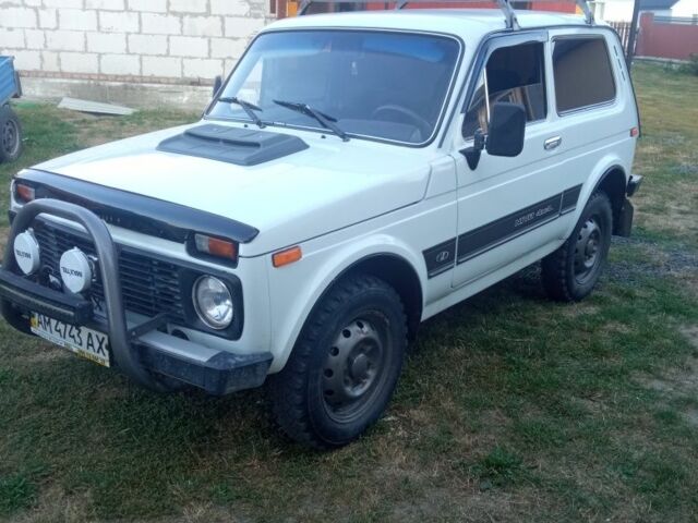 Белый ВАЗ 2121, объемом двигателя 1.6 л и пробегом 90 тыс. км за 2500 $, фото 19 на Automoto.ua