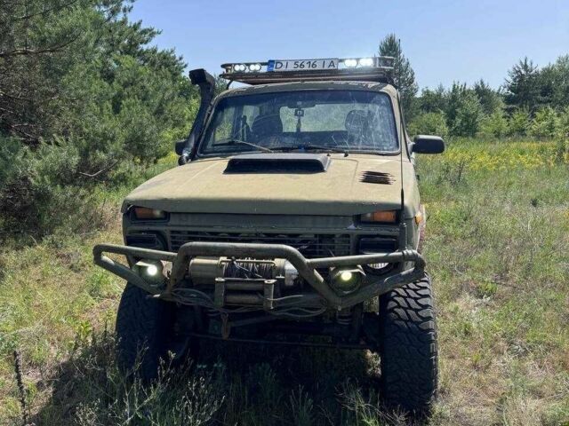Белый ВАЗ 2121, объемом двигателя 1.6 л и пробегом 75 тыс. км за 4499 $, фото 1 на Automoto.ua