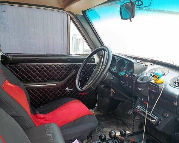 Білий ВАЗ 2121 Нива, об'ємом двигуна 1.6 л та пробігом 100 тис. км за 2000 $, фото 2 на Automoto.ua