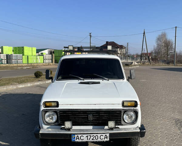 Білий ВАЗ 2121 Нива, об'ємом двигуна 1.6 л та пробігом 47 тис. км за 2500 $, фото 12 на Automoto.ua