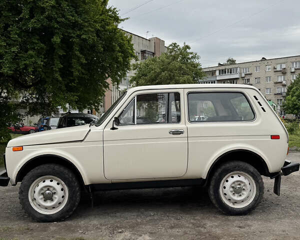 Білий ВАЗ 2121 Нива, об'ємом двигуна 1.6 л та пробігом 46 тис. км за 3250 $, фото 8 на Automoto.ua