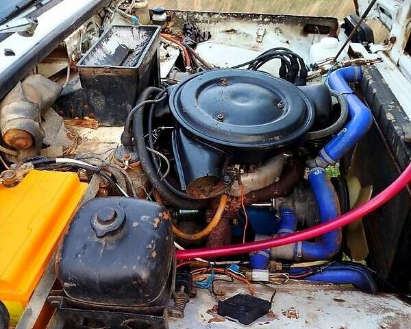 Белый ВАЗ 2121 Нива, объемом двигателя 1.6 л и пробегом 110 тыс. км за 2100 $, фото 1 на Automoto.ua