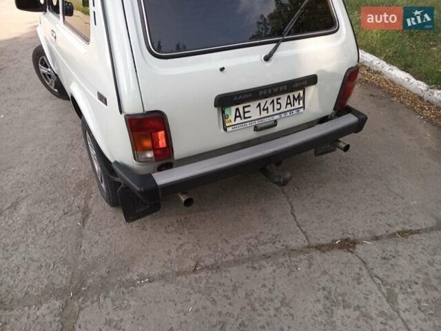 Білий ВАЗ 2121 Нива, об'ємом двигуна 1.7 л та пробігом 100 тис. км за 3600 $, фото 25 на Automoto.ua