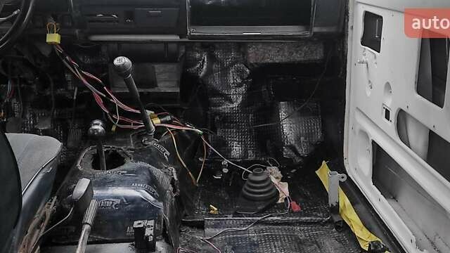 Белый ВАЗ 2121 Нива, объемом двигателя 1.57 л и пробегом 1 тыс. км за 2850 $, фото 7 на Automoto.ua